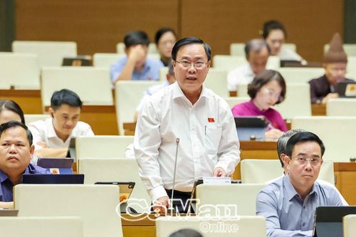 Đề nghị phân quyền mạnh hơn cho cấp xã, giải quyết hậu sáp nhập đơn vị hành chính