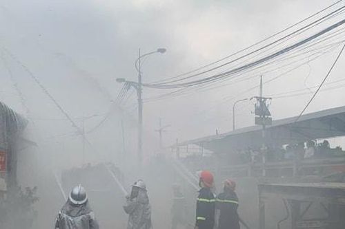 Đan Phượng: Diễn tập chữa cháy tại làng nghề chế biến lâm sản