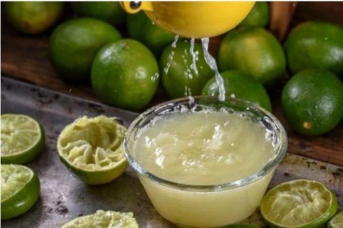 Uống nước cốt chanh nguyên chất liều cao 3- 6 quả mỗi ngày để 'thải độc, giảm cân, chữa bách bệnh', bác sĩ cảnh báo rủi ro nghiêm trọng cận kề