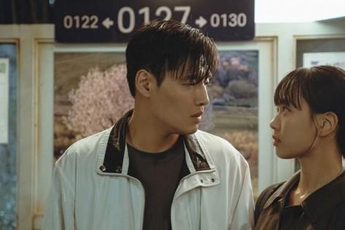 Mỹ Vị Yêu Đương tập 2: Beom Woo - Yeon Joo cãi nhau rồi làm lành nhờ túi bột ớt