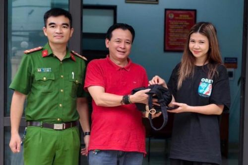 Nhanh chóng hỗ trợ du khách nước ngoài nhận lại tài sản bị thất lạc