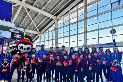 Đội tuyển Futsal nữ Việt Nam về nước sau hành trình tại giải châu Á