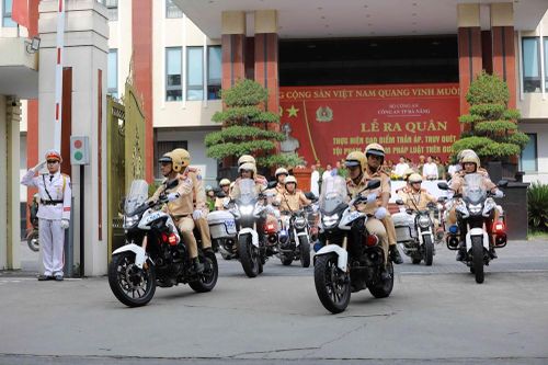 Công an Đà Nẵng ra quân trấn áp tội phạm đường phố, đảm bảo an toàn mùa du lịch và Lễ hội pháo hoa 2025