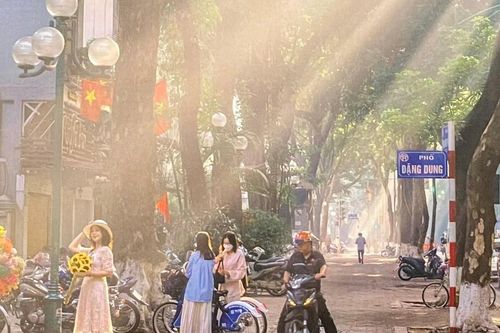 9 mảnh ghép của một tình yêu Hà Nội