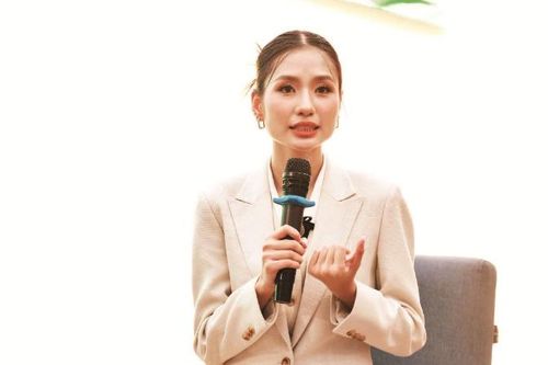 Hành trình xanh của hoa hậu Gen Z