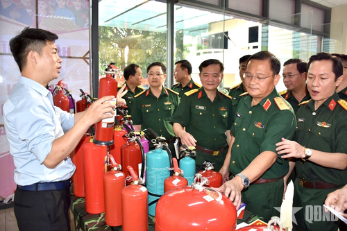 Mít tinh hưởng ứng Tháng an toàn, vệ sinh lao động và Tháng công nhân năm 2025