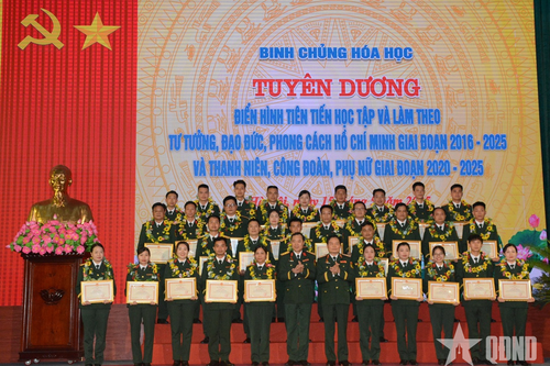 Binh chủng Hóa học: Tuyên dương điển hình tiên tiến học tập và làm theo tư tưởng, đạo đức, phong cách Hồ Chí Minh