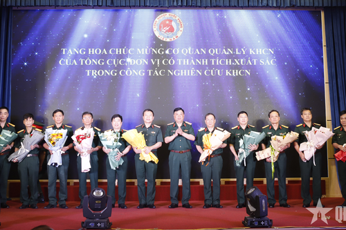 Tổng cục Công nghiệp Quốc phòng tuyên dương điển hình tiêu biểu trong hoạt động nghiên cứu khoa học
