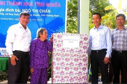 Công ty Điện lực Quảng Nam khánh thành nhà tình nghĩa tại huyện Duy Xuyên