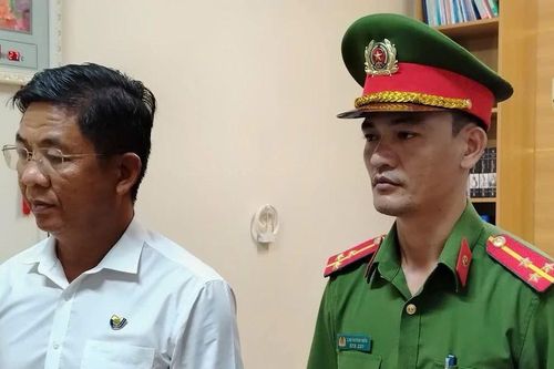 Vì sao Hiệu trưởng Cao đẳng Công thương miền Trung bị bắt?
