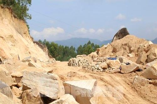 Khai thác khoáng sản vượt ranh giới, doanh nghiệp phải nộp lại hơn 740 triệu đồng