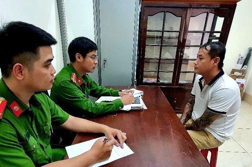 Bắt giữ đối tượng thuê 3 ô tô tự lái mang đi cầm cố