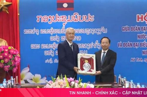 Hà Tĩnh, Thủ đô Viêng Chăn hội đàm cấp cao hợp tác phát triển