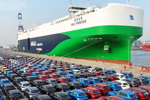 Trung Quốc bàn giao tàu chở ô tô sức chứa 9.500 xe