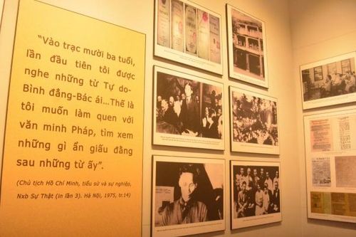 Đông đảo người dân về thăm nơi Bác Hồ từng sinh sống tại TP. Hồ Chí Minh