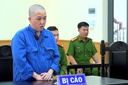 Đủ kiểu chiếm đoạt tiền