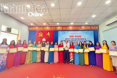 Sở Giáo dục và Đào tạo Khánh Hòa: Tổng kết 5 năm thực hiện chuyên đề 'Xây dựng trường mầm non lấy trẻ làm trung tâm'