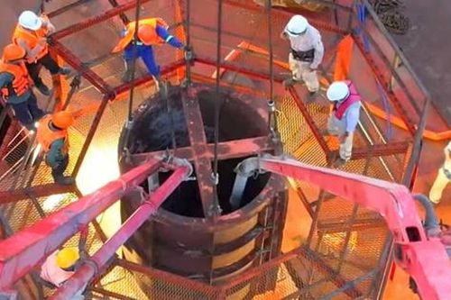 Hoàn thành cọc khoan nhồi đầu tiên của trụ tháp cầu dây văng Đại Ngãi 1
