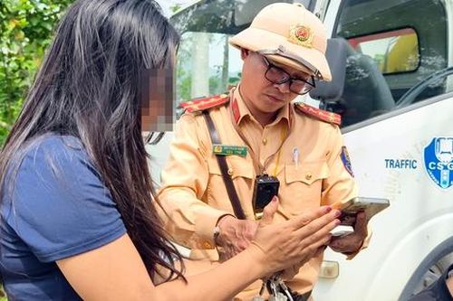 Hà Nội: Nhiều tài xế chạy quá tốc độ bị phạt nặng