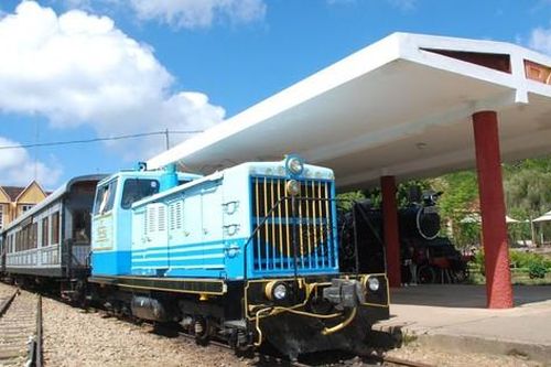 Tàu cổ Đà Lạt tăng chuyến, đi càng đông giá vé càng rẻ