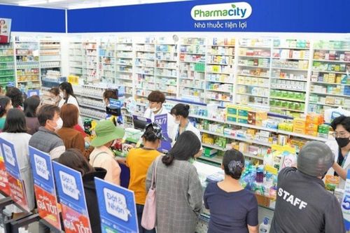 Xử lý như thế nào với nhà thuốc bán hàng của công ty sản xuất hàng giả?