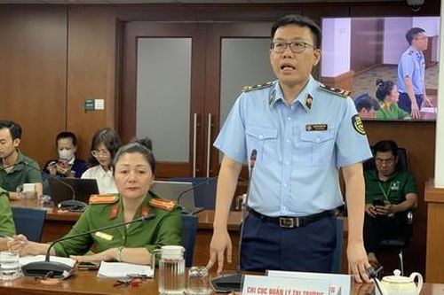 TPHCM: Mạnh tay xử lý thực phẩm 'bẩn', không rõ nguồn gốc cả trên không gian mạng