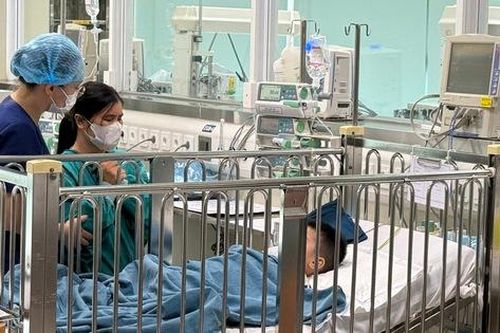 Bệnh nhi 4 tuổi trong phản ánh liên quan đến BVĐK Nam Định đã ổn, xuất viện về nhà