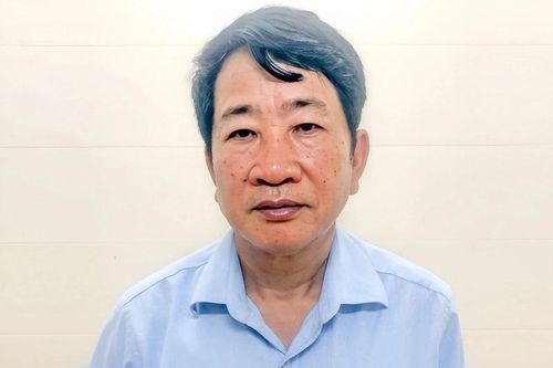 Liên minh 'ma quỷ' chiếm đoạt hàng chục tỷ đồng bảo hiểm y tế