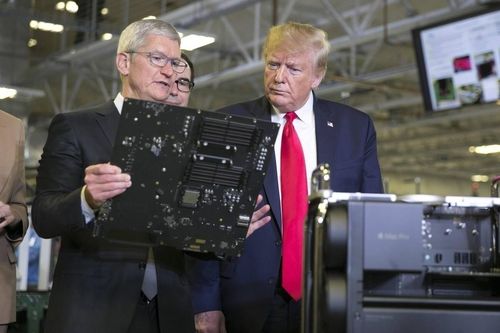 Ông Trump nói thẳng: 'Tôi không muốn Apple sản xuất ở Ấn Độ'