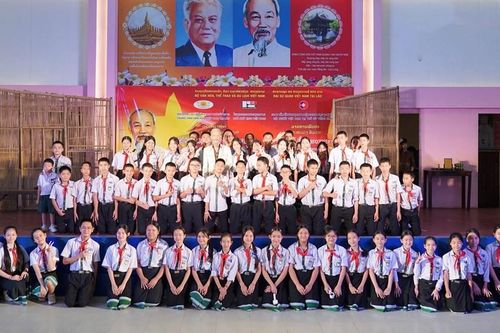 Nhà hát Kịch Việt Nam biểu diễn nhiều chương trình nghệ thuật về Chủ tịch Hồ Chí Minh