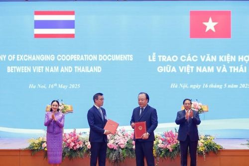 Việt Nam-Thái Lan ký kết hợp tác thúc đẩy tiêu thụ hàng Việt
