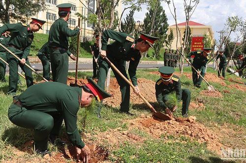 Học viện Lục quân phát động 'Tết trồng cây đời đời nhớ ơn Bác Hồ'