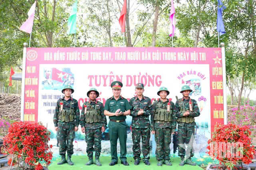 Sư đoàn 2 (Quân khu 5): Hoàn thành kiểm tra bắn đạn thật súng tiểu liên AK bài 1 cho chiến sĩ mới