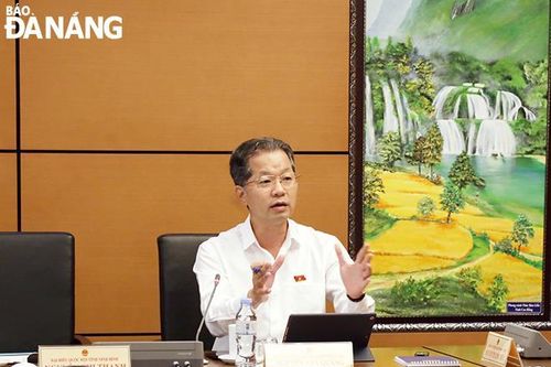 Đoàn đại biểu Quốc hội thành phố góp ý dự thảo các luật và nghị quyết