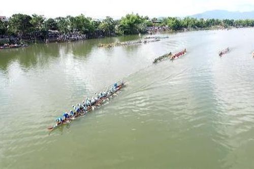 Giải đua thuyền truyền thống Phát thanh - Truyền hình Quảng Nam lần thứ 28
