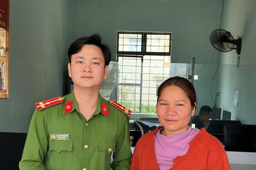 Trao tiền hỗ trợ đợt 2 cho em Rah Lan Thư đi chữa bệnh hiểm nghèo