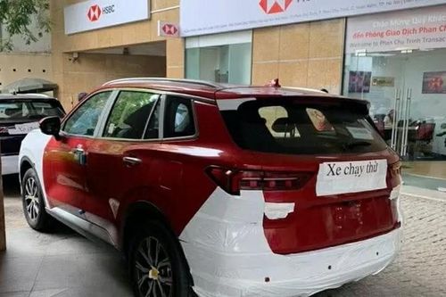 Ford Territory 2025 lộ diện trên đường phố Hà Nội, hé lộ thiết kế mới