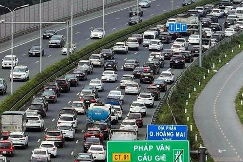 Ô tô cũ vào nội đô: Phải bước qua 'ải' khí thải