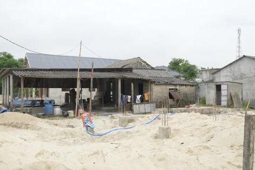 Hàng loạt hộ dân xây nhà không phép trong khu quy hoạch Dự án cảng biển Mỹ Thủy