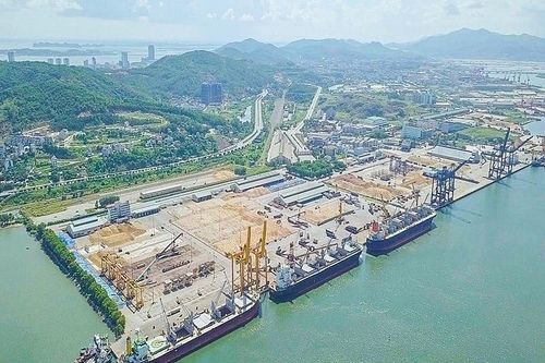 Quảng Ninh: Hướng tới trung tâm hàng hải hiện đại