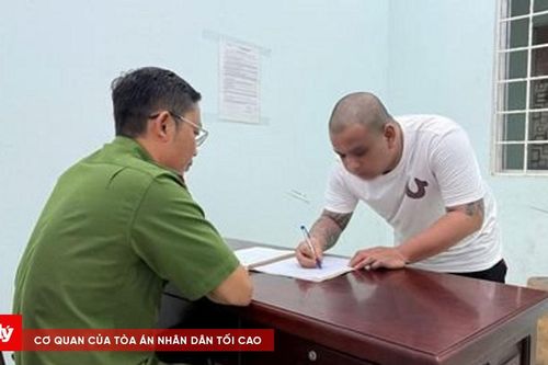 Khởi tố đối tượng tàng trữ trái phép chất ma túy