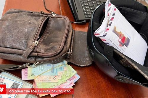 Bắt 2 đối tượng cướp giật tài sản sau 2 giờ gây án
