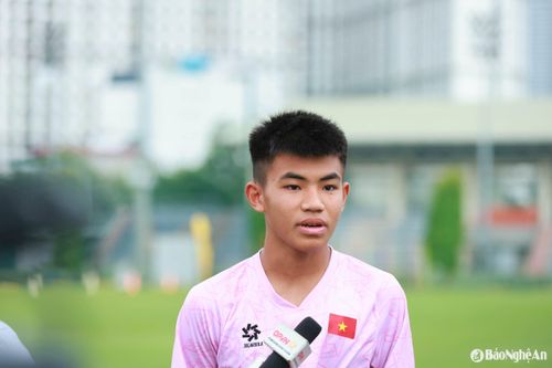 Tiền vệ Nguyễn Minh Thủy: 'Sẽ nỗ lực hết mình để nắm bắt cơ hội ra sân ở đấu trường quốc tế'