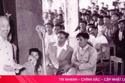 Hồ Chí Minh với cuộc cách mạng tinh gọn bộ máy