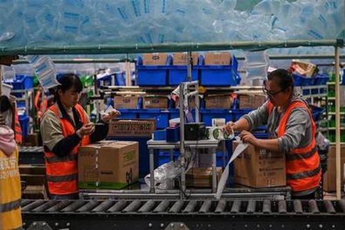Lợi nhuận ròng của Alibaba thấp hơn nhiều so với dự báo
