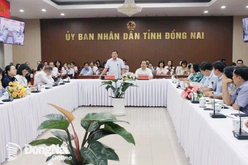 Đồng Nai và Bình Phước trao đổi các nội dung về sắp xếp tổ chức bộ máy các cơ quan hành chính, đơn vị sự nghiệp cấp tỉnh khi sáp nhập