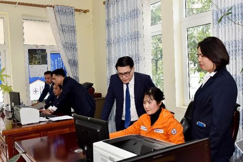 Khách hàng là trung tâm của sự phát triển bền vững