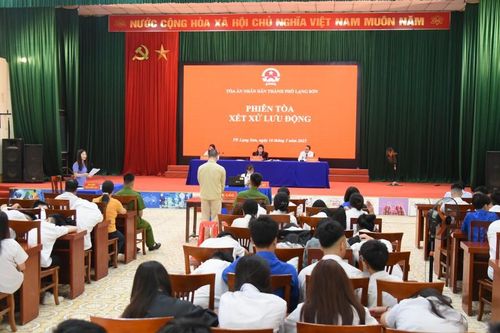 Thành phố: Xét xử lưu động hai vụ án ma túy