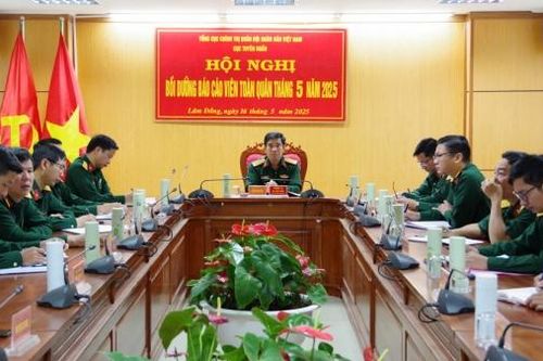 Hội nghị Bồi dưỡng báo cáo viên toàn quân tháng 5/2025