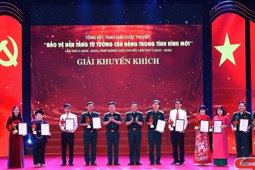 Báo Sơn La có 1 tác phẩm đoạt giải tại Cuộc thi viết 'Bảo vệ nền tảng tư tưởng của Đảng trong tình hình mới' lần thứ IV